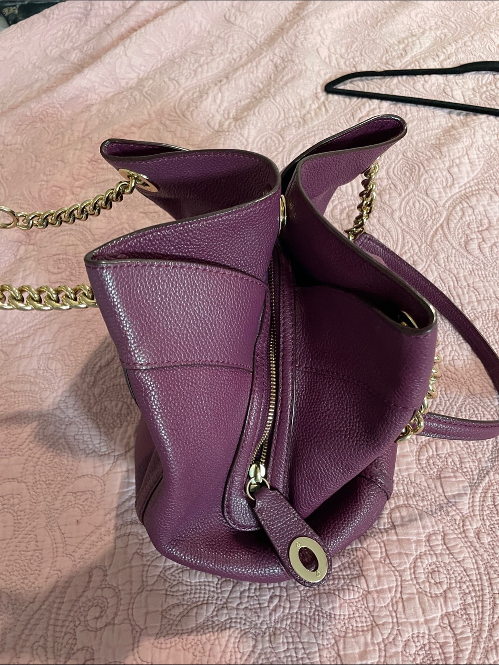 Coach Turnlock Edie Purse Pebbled Leather Shoulder Bag in Plum w/ Gold Hardware - Picture 11 of 16